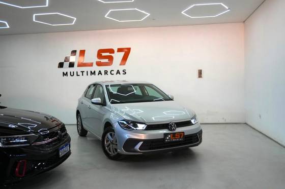 VOLKSWAGEN POLO 1.0 MPI MANUAL VOLKSWAGEN POLO 1.0 MPI MANUAL